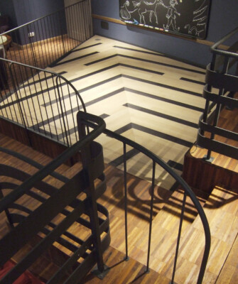 Projektujemy kawiarnie, restauracje – balustrady i przestrzeń barowa kawiarni Green Caffè Nero, Al. KEN