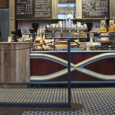 ARCHITEKTURA, WNĘTRZA, DESIGN Projektowanie wnętrz kawiarni Green Caffè Nero w Galerii Gondola w Legionowie
