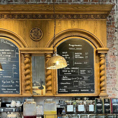 ARCHITEKTURA, WNĘTRZA, DESIGN Architekt i projektant wnętrz – kawiarnia Green Caffè Nero na Placu Kościuszki we Wrocławiu