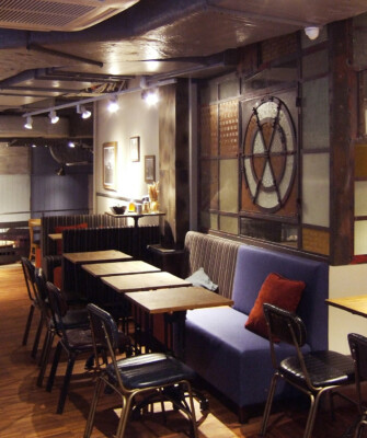 Kreatywne studio architektury – sala Green Caffè Nero na Al. KEN